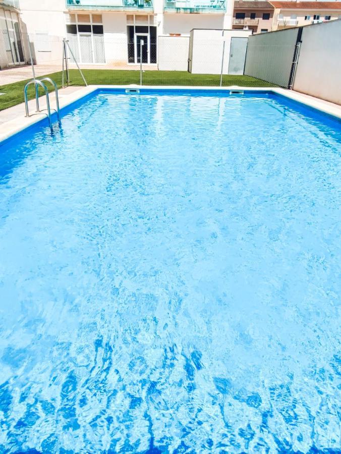 Nina'S Blue Pool & Beach Deltebre Luaran gambar